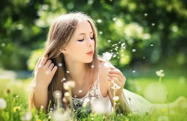 ضدآفتاب در بهار؛ چرا همین حالا باید استفاده از SPF را جدی بگیریم؟